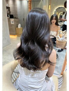 ロンドアベニール 北千住(Lond avenir) ブリーチなし　レイヤーカット　髪質改善　前髪　こなれミディ