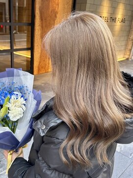 ウェーリング(Welring) 大人気ベージュカラー