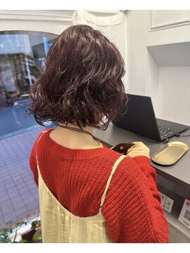 ラレイ(Lalei) 【白岩】ぱつっとボブ×スパイラルパーマ×秋カラー