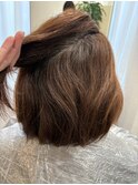 内巻きのボブスタイル