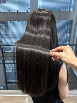 ディプティモイラ(dipty MOILA) 乾かすだけでまとまる艶髪へ