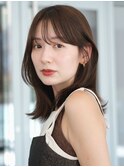 ミディアム レイヤー 外ハネ 暗めカラー 髪質改善 前髪