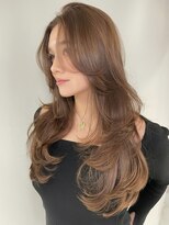 トイ(TOI)&nbsp;海外風バタフライレイヤーカット/ベージュブラウン/かきあげ前髪