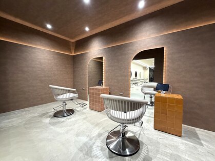 EARTH coiffure beaute 諏訪店の写真