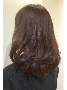 テラス アヴェダ 大丸心斎橋店(Terrace AVEDA) ミディアムヘア