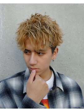 フィフス(fifth) ショートレイヤー ツーブロック くせ毛風パーマ アップバング 38