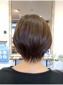 ショートボブ
