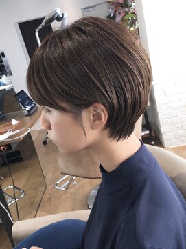 バンプ ギンザ(BUMP GINZA) 《30代、40代》耳掛け×丸みショートボブ【大宮】