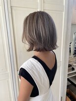 レイア(Leia)&nbsp;ハイライトグレージュ