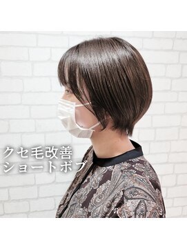 アッシュ 清瀬店(Ash) 短すぎないショートボブ