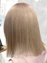 ロア 福岡天神本店(LORE)&nbsp;ダブルカラーハイトーンカラーミルクティーベージュケアブリーチ