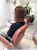 ストレート 縮毛矯正 切りっぱなしボブ 外はね オレンジカラー