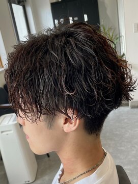 フゥ 宇都宮(FeU) 波巻きパーマツイストスパイラルパーマメンズマッシュパーマ