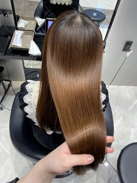 ハルキミナト ジャパン ヨコハマ(HARUKI MINATO japan YOKOHAMA) 梅雨も乗り切れる艶髪　馬車道/みなとみらい/日本大通り