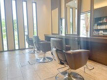 ■ゆったり過ごせる店内《辻堂/辻堂駅/辻堂南口/辻堂美容室/辻堂美容院/辻堂髪質改善/辻堂ショートカット》