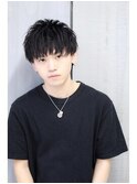 ソフトツーブロックナチュラル束感ショートマッシュ