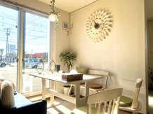 明るく落ち着ける雰囲気を心がけています