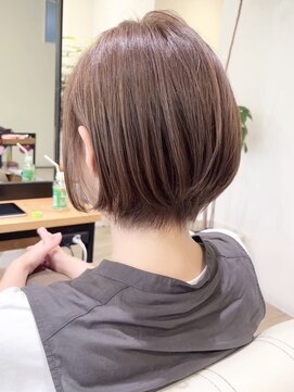 アイ(I.) 【 I. 】30代からの襟足すっきり前下がりショートボブ 川口