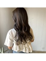 エメ(EME)&nbsp;馴染ませハイライト　カット　ハイライトカラー　トリートメント