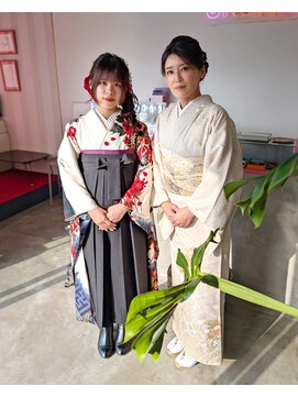 アンゼロ(UNZELO) 卒業式母娘着付けヘアセット