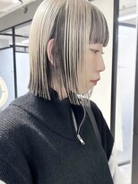 ベモ(NVEMO) アンブレラカラーフェイスフレーミングホワイトブロンド