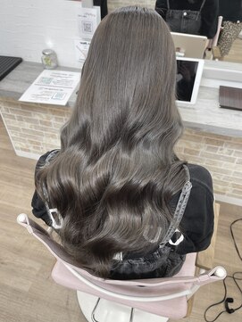 エルフグローリー(elf -glory-) 【ブリーチなしで驚きの艶】Wカラーでグレー系に!