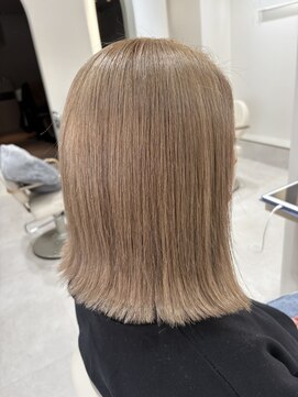 ルシエバイファブリック(Lucie by fabrique) ハイトーンカラー/ブリーチオンカラー