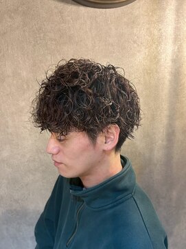 トニコ(toniko) マッシュ×ツイストスパイラルパーマ×波巻きパーマ×刈り上げ