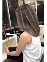 リア 大阪梅田(Ria)&nbsp;～バレイヤージュ外国人風カラー～【Ria 大阪 梅田】