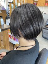 ルッカヘアガーデン バイ ラッシュゴールド(RUCCA HAIR GARDEN by LUSH GOLD)&nbsp;艶感ショート