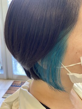 ナチュラル ヘア レイナ(Natural Hair REINA) 前下がりボブ