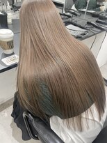 アルマバイロサ(ALMA by ROSA) 透明感くすみベージュ/担当rui