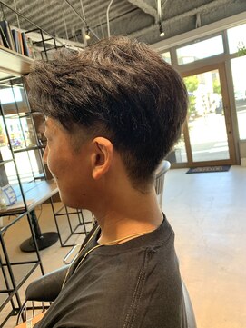 ユリイカビヨウシツ ツーブロック