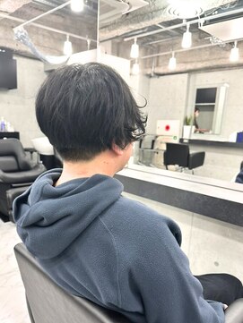 エンディアリング 東銀座(Endearing) 東銀座/ウルフ/アッシュブラック/カルマパーマ/ベリーショート