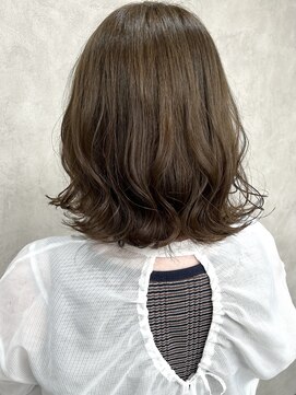 ルノン(LUNON) オリーブベージュカラー/ダブルカラー/透明感/韓国