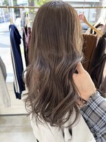 ヘアーアイスカルテット(HAIR ICI QUARTET) 透明感ブリーチなしオリーブカラー韓国風艶感小顔プリカール