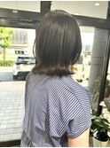 くびれボブ/カーキアッシュ