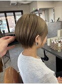 まるみショート×マットベージュ