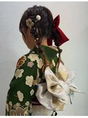 編みおろしツインテール