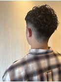 メンズパーマ/刈り上げショート/アップバング
