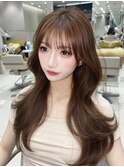 ミディアムレイヤーセミロングワンカール前髪シースルーぱっつん