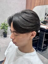リード 豊洲店(REEED)&nbsp;センターパート縮毛矯正マッシュ刈り上げ毛流れツーブロック