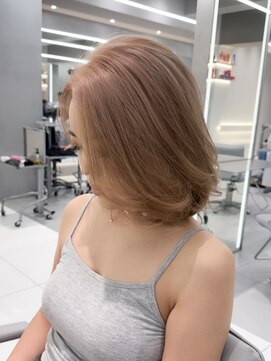 アールプラスヘアサロン(ar+ hair salon) 【新宿/新宿三丁目/ダブルカラー/ハイトーン】