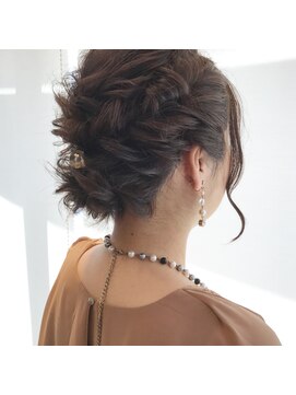 ノル(nol.) [toshi'sアレンジ]ヘアバトンxくるりんぱヘア