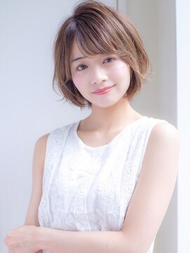 ロンド 表参道店(Lond) 黄金シルエットのひし形ショートボブ×ヌーディーグレージュ