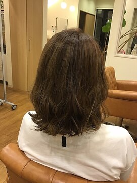 ヒカ ヘアーデザイン(Hika hair design) 立体感☆切りっぱなしヘアー