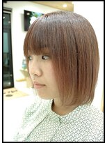 メタ(META)&nbsp;カット＋毛髪再生縮毛矯正ストレート（クリスタル縮毛矯正）