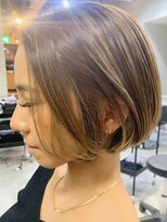 テダ(Te'Da)&nbsp;大人ショートボブ×ハイライトカラー