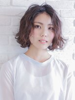 アンナチュラル(en~natural) 大人可愛いアンニュイなボブ