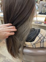 アルターリール(aL ter Rire) シルバーアッシュ/インナーカラー/中村郁未